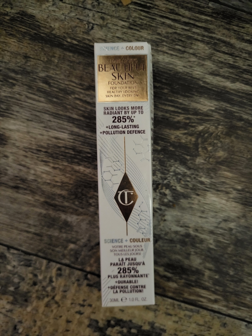 Charlotte Tilbury Beautiful Skin Foundation - 2 NEUTRAL